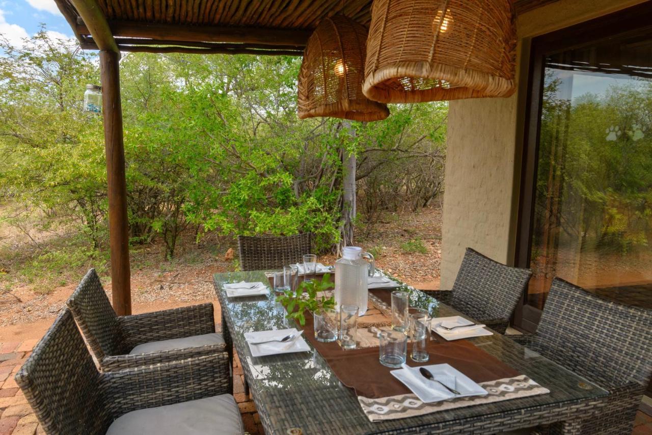 Giraffe Lodge Hoedspruit Exterior photo